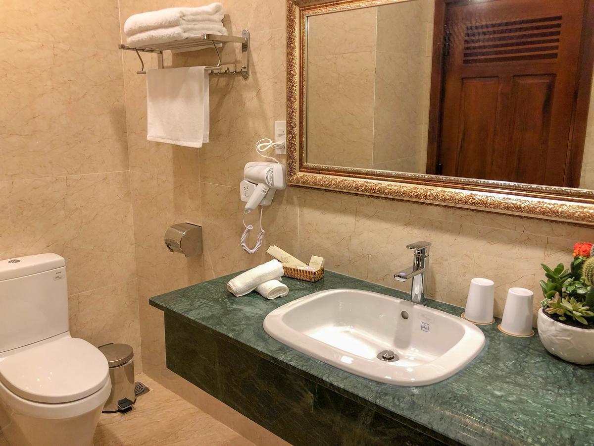 Hana Dalat Hotel Екстер'єр фото